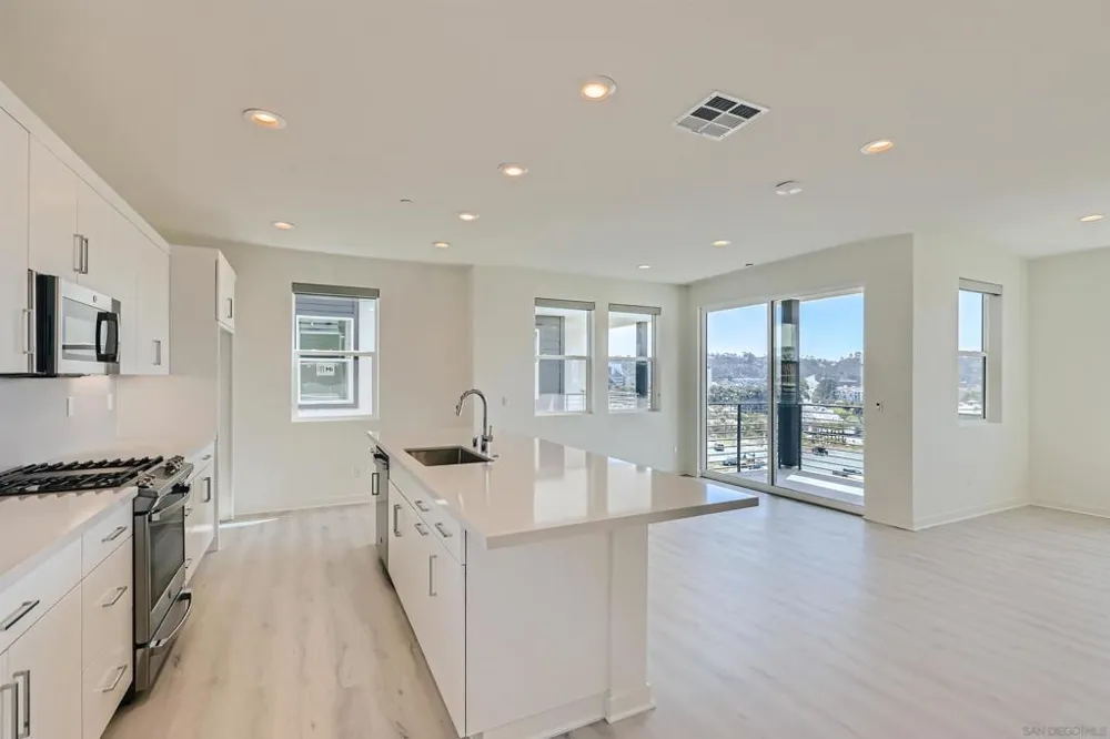 3051 Marquee Way San Diego, CA 92108