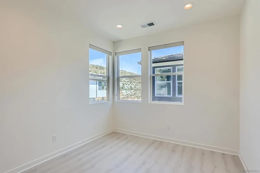 3051 Marquee Way San Diego, CA 92108