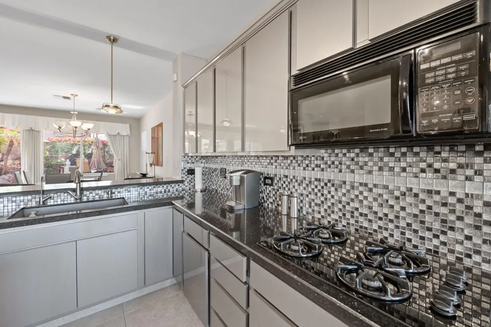37127 Turnberry Palm Desert, CA 92211