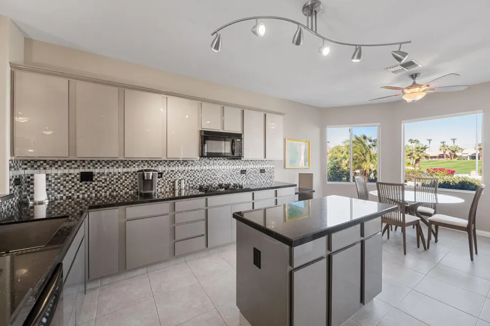 37127 Turnberry Palm Desert, CA 92211
