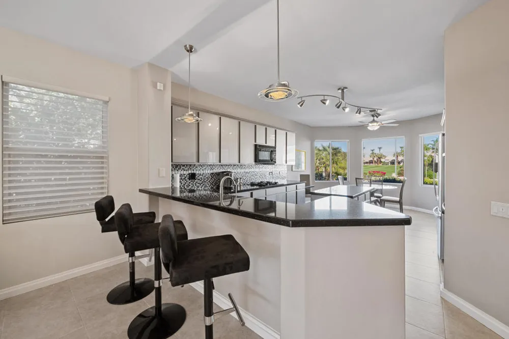 37127 Turnberry Palm Desert, CA 92211