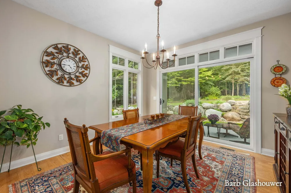 7454 Childsdale Avenue NE Rockford, MI 49341