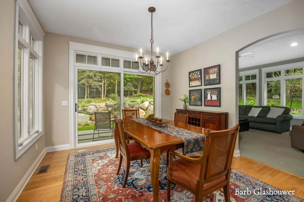 7454 Childsdale Avenue NE Rockford, MI 49341