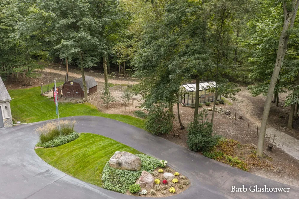 7454 Childsdale Avenue NE Rockford, MI 49341