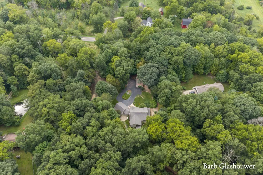 7454 Childsdale Avenue NE Rockford, MI 49341