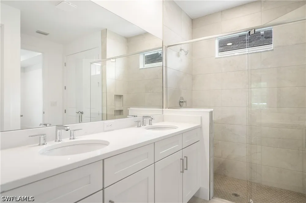 Oceana Way Naples, FL 34114