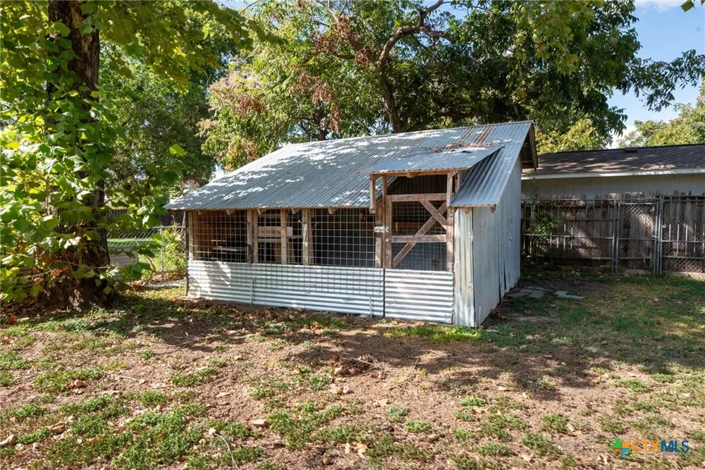 818 Mary Boulevard New Braunfels, TX 78130