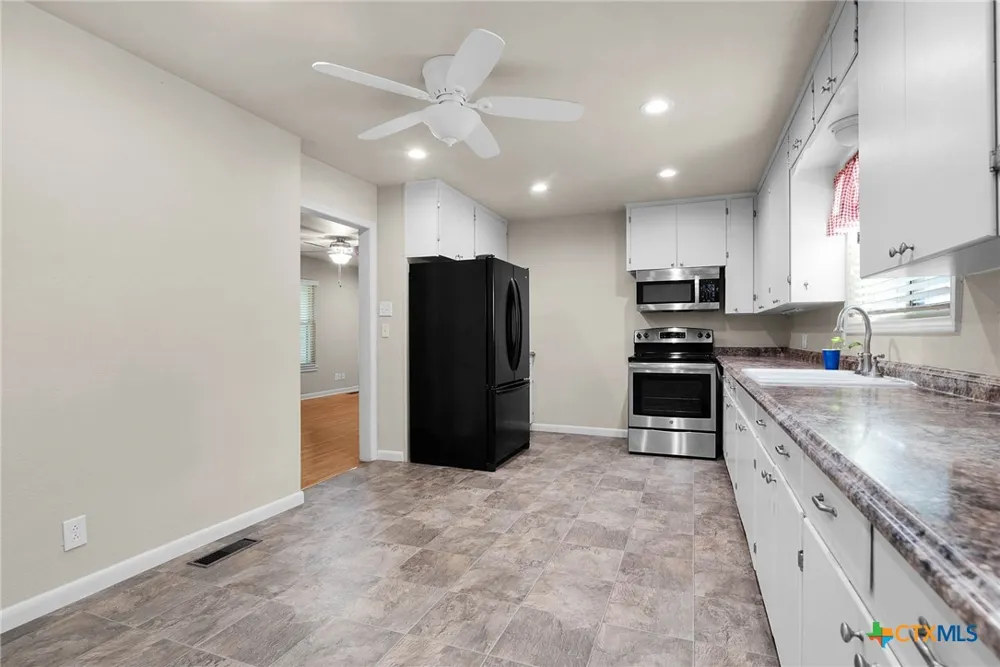818 Mary Boulevard New Braunfels, TX 78130