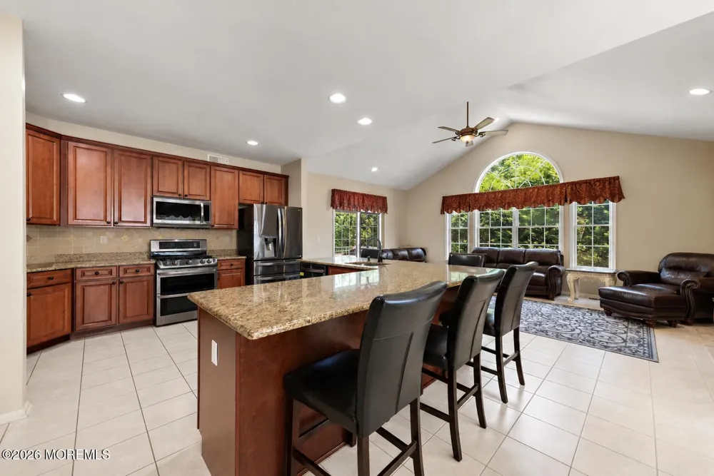 87 E Parsonage Way Manalapan, NJ 07726