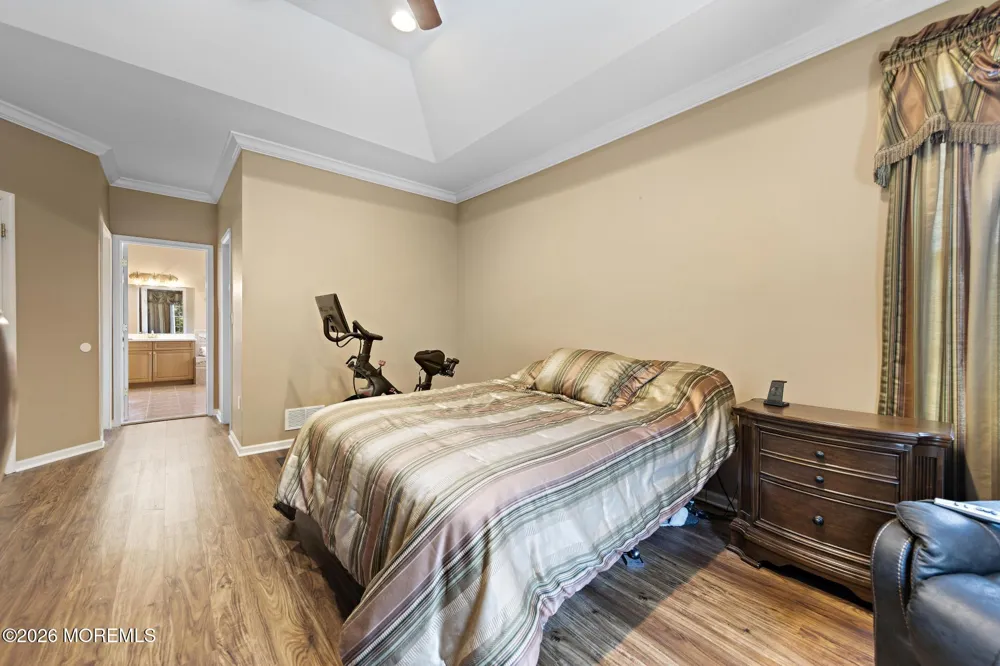 87 E Parsonage Way Manalapan, NJ 07726