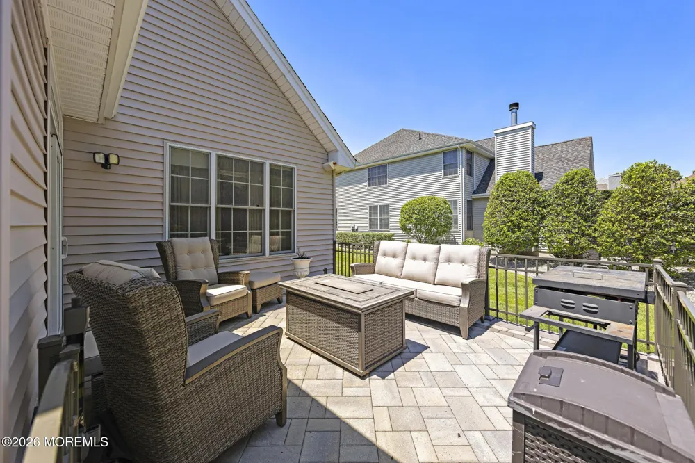 87 E Parsonage Way Manalapan, NJ 07726
