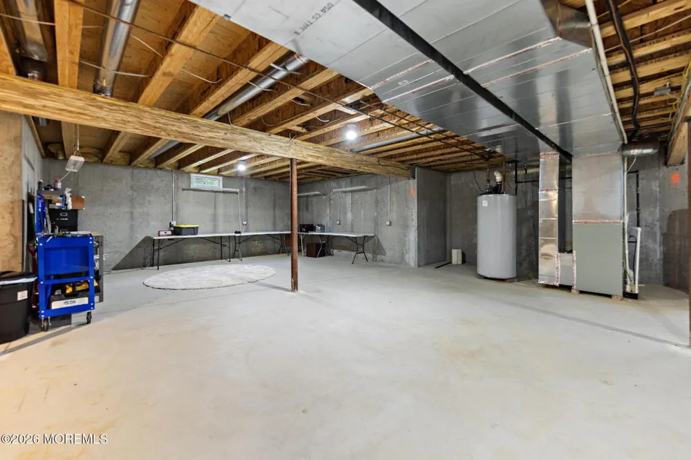 87 E Parsonage Way Manalapan, NJ 07726