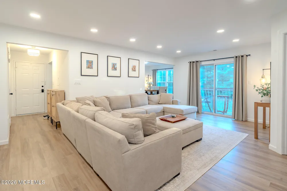 10 Diane Drive Tinton Falls, NJ 07753