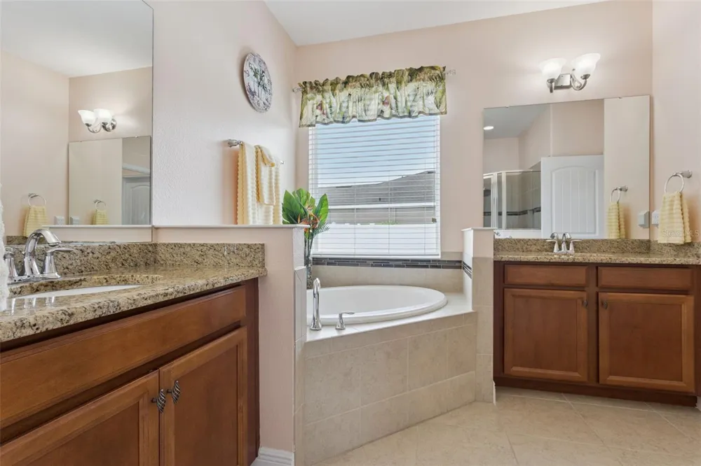 1425 AVILA AVE Deltona, FL 32725
