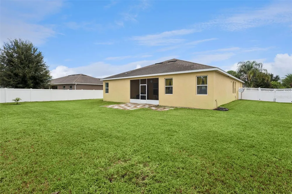 1425 AVILA AVE Deltona, FL 32725