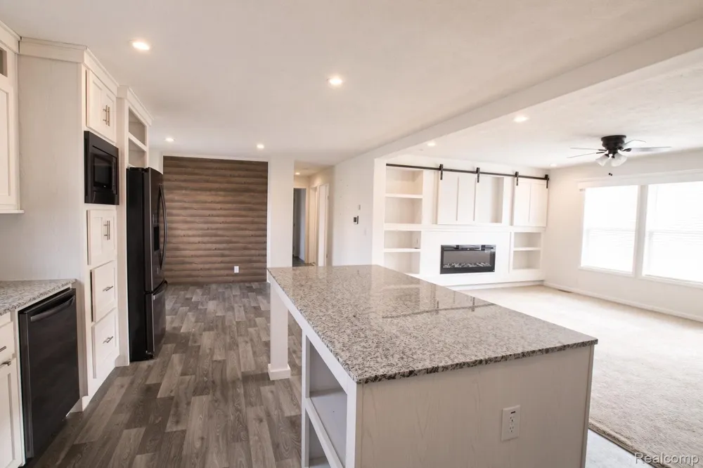 16192 Oxford Court Holly Township, MI 48442