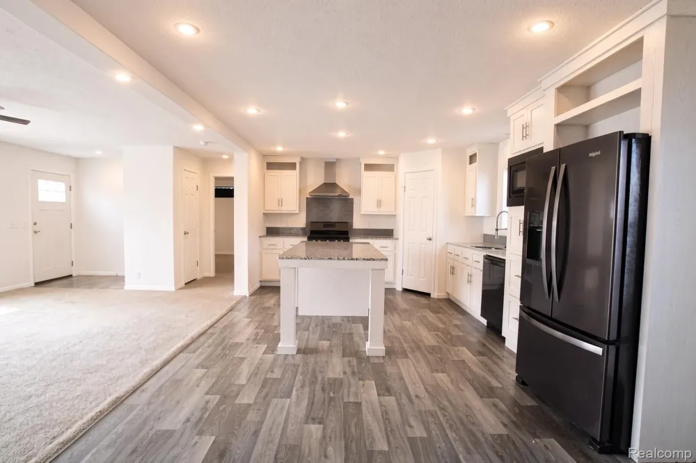 16192 Oxford Court Holly Township, MI 48442