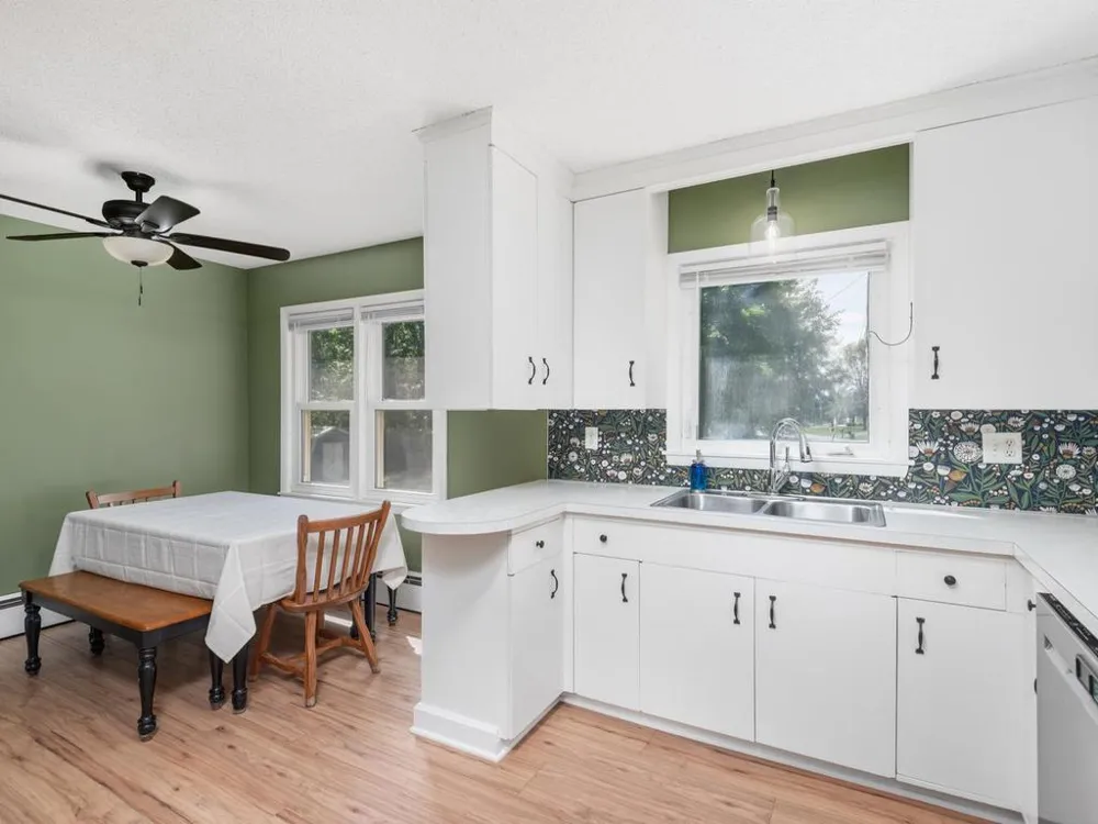 125 Elm Drive Carver, MN 55315