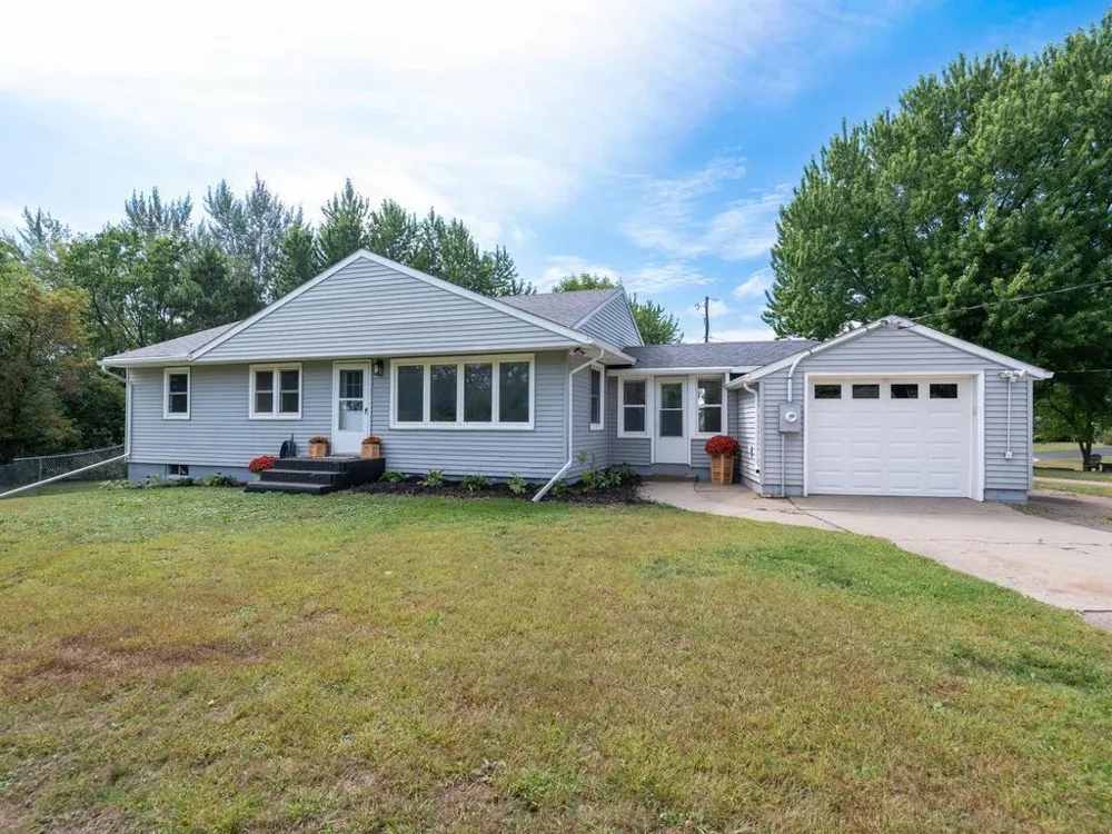 125 Elm Drive Carver, MN 55315