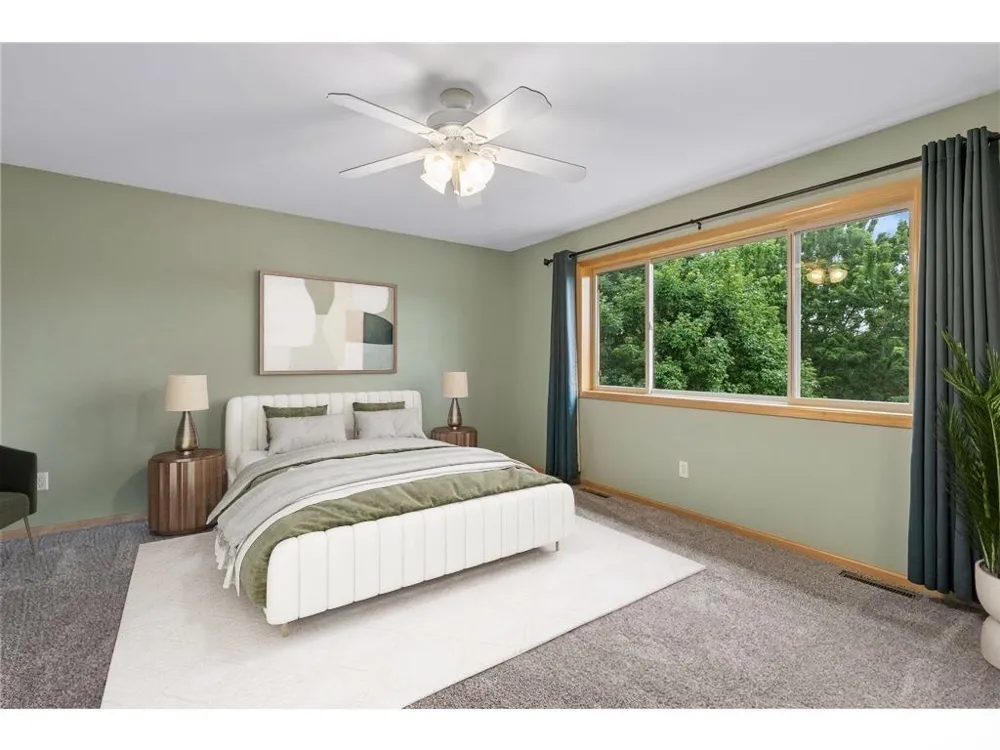 19925 English Court Farmington, MN 55024