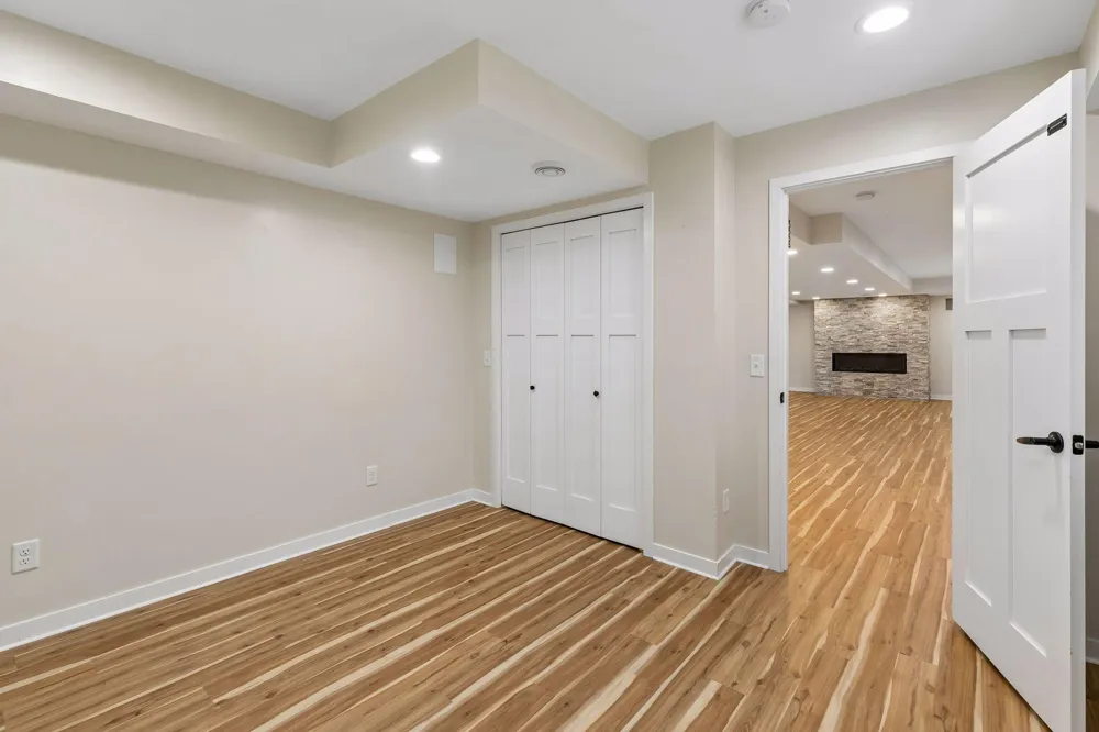 19925 English Court Farmington, MN 55024