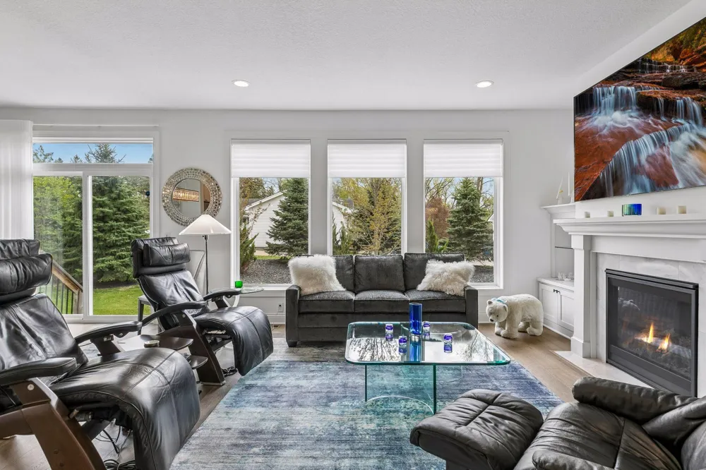 1114 Mehegan Lane White Bear Lake, MN 55127