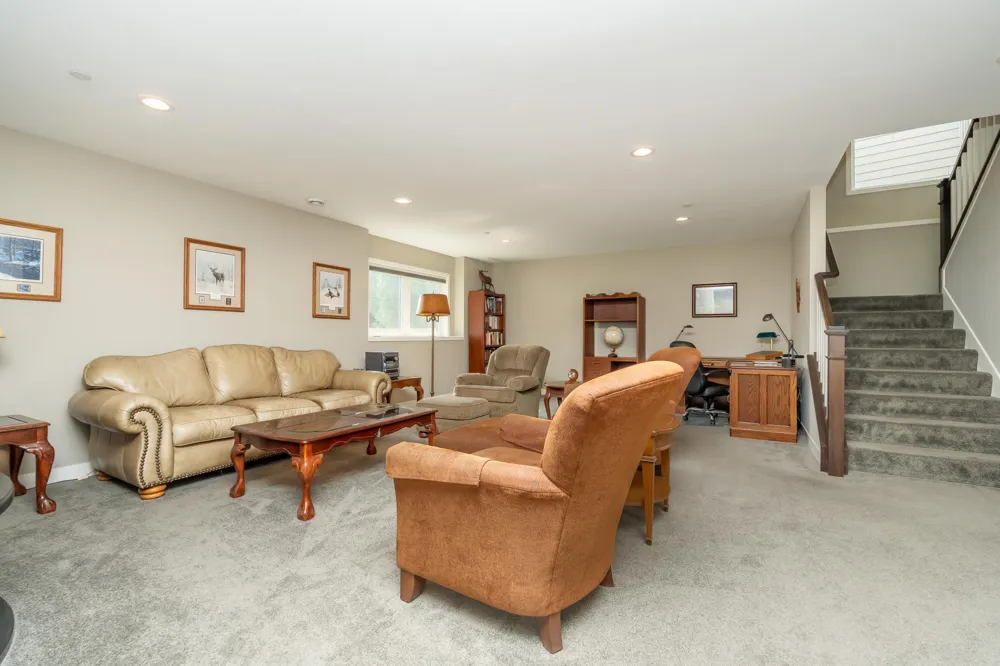 503 Autumn Avenue SE New Prague, MN 56071