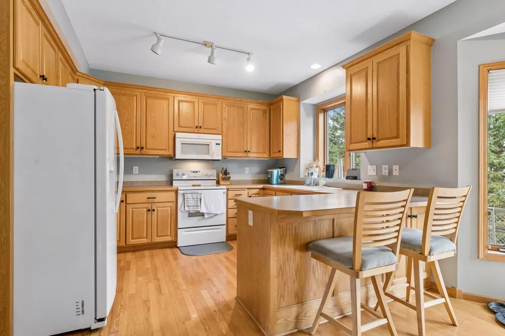 12915 195th Avenue NW Elk River, MN 55330