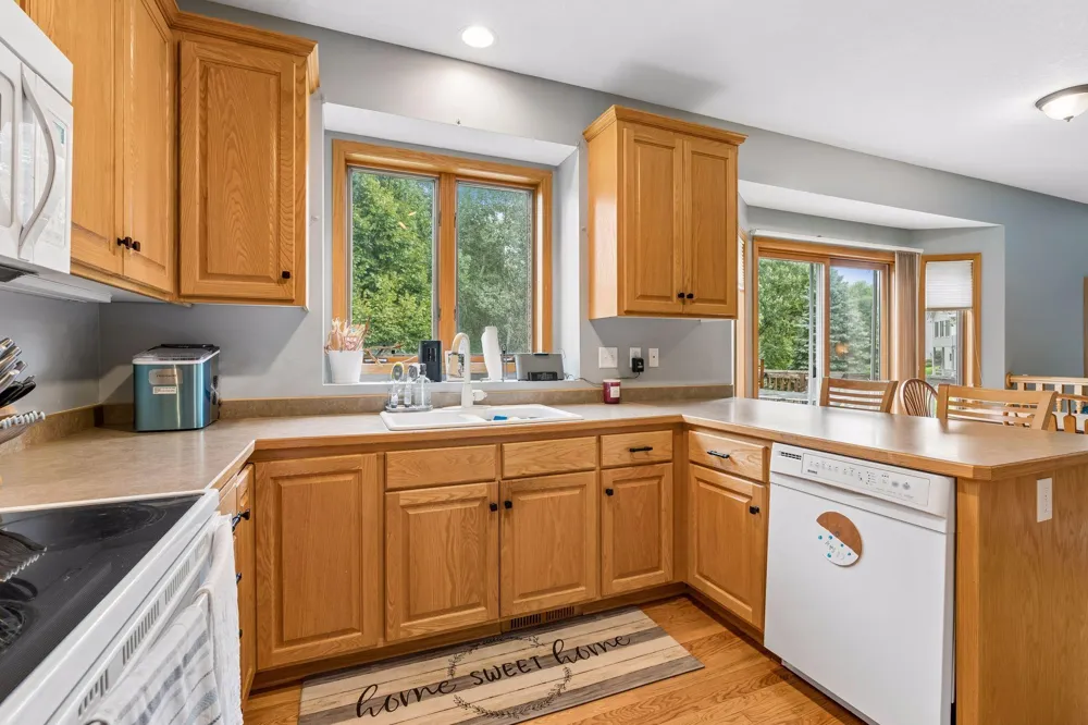 12915 195th Avenue NW Elk River, MN 55330