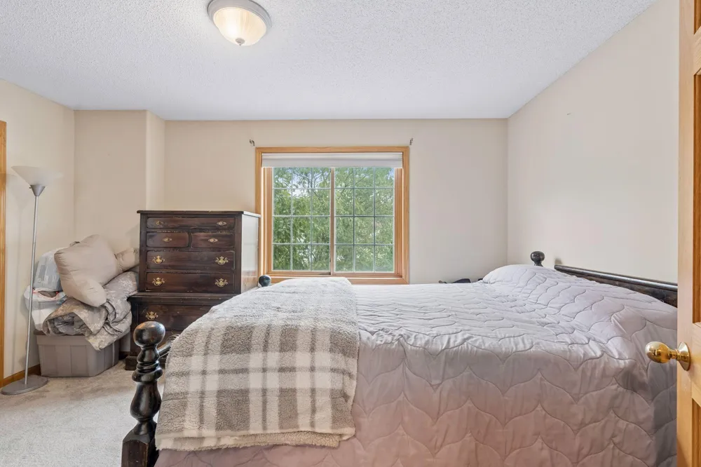 12915 195th Avenue NW Elk River, MN 55330