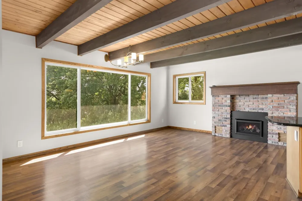 16379 County Road 14 Elk River, MN 55330