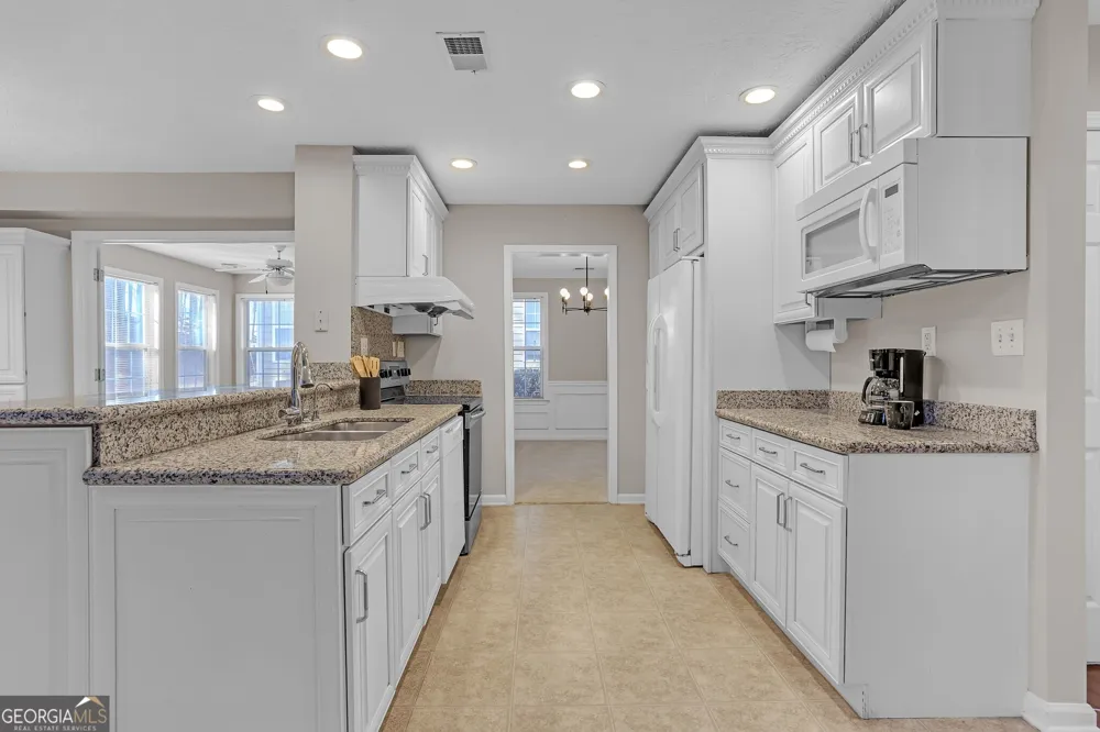 2983 Bancroft GLN NW Kennesaw, GA 30144