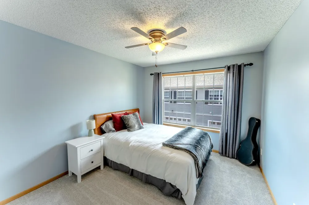 1586 Woodlynn Avenue #2 Maplewood, MN 55109