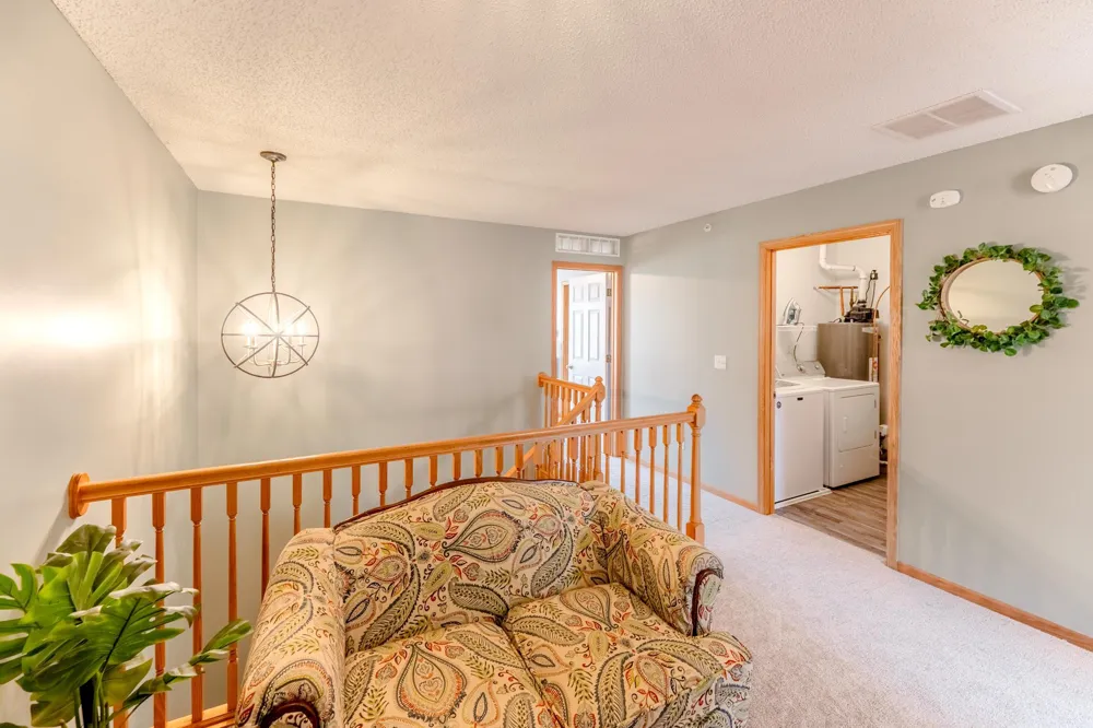 1586 Woodlynn Avenue #2 Maplewood, MN 55109