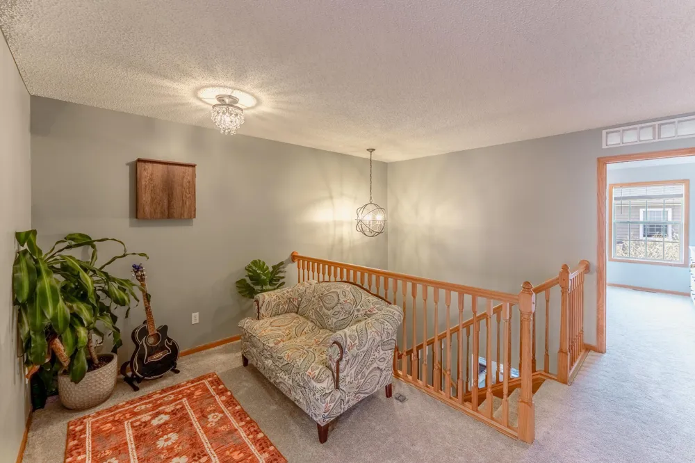 1586 Woodlynn Avenue #2 Maplewood, MN 55109