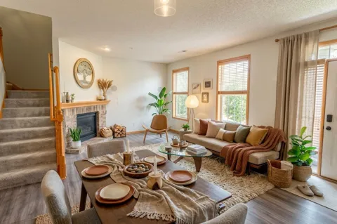 1586 Woodlynn Avenue #2