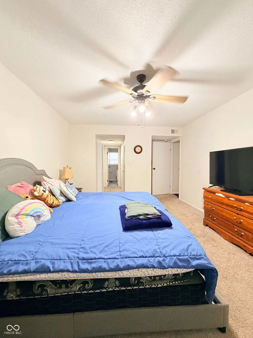 5038 Allisonville Road #B Indianapolis, IN 46205