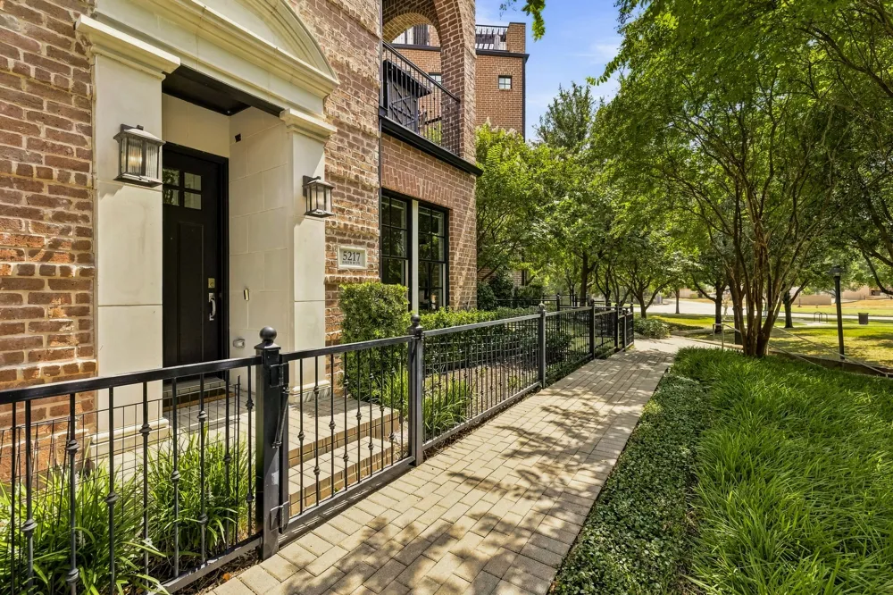 5217 Baker Boulevard Irving, TX 75039