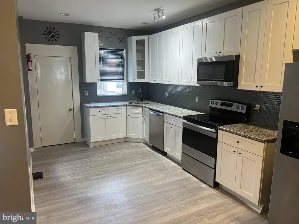 1968 W SPENCER STREET Philadelphia, PA 19141