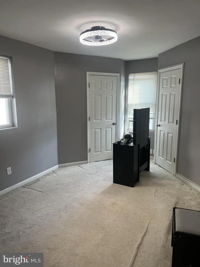 1968 W SPENCER STREET Philadelphia, PA 19141