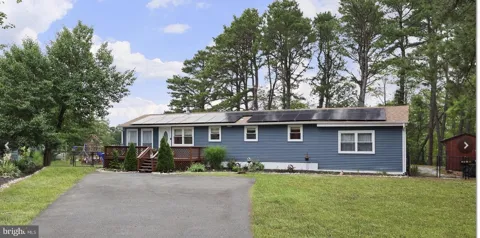 6 SHORE CIRCLE