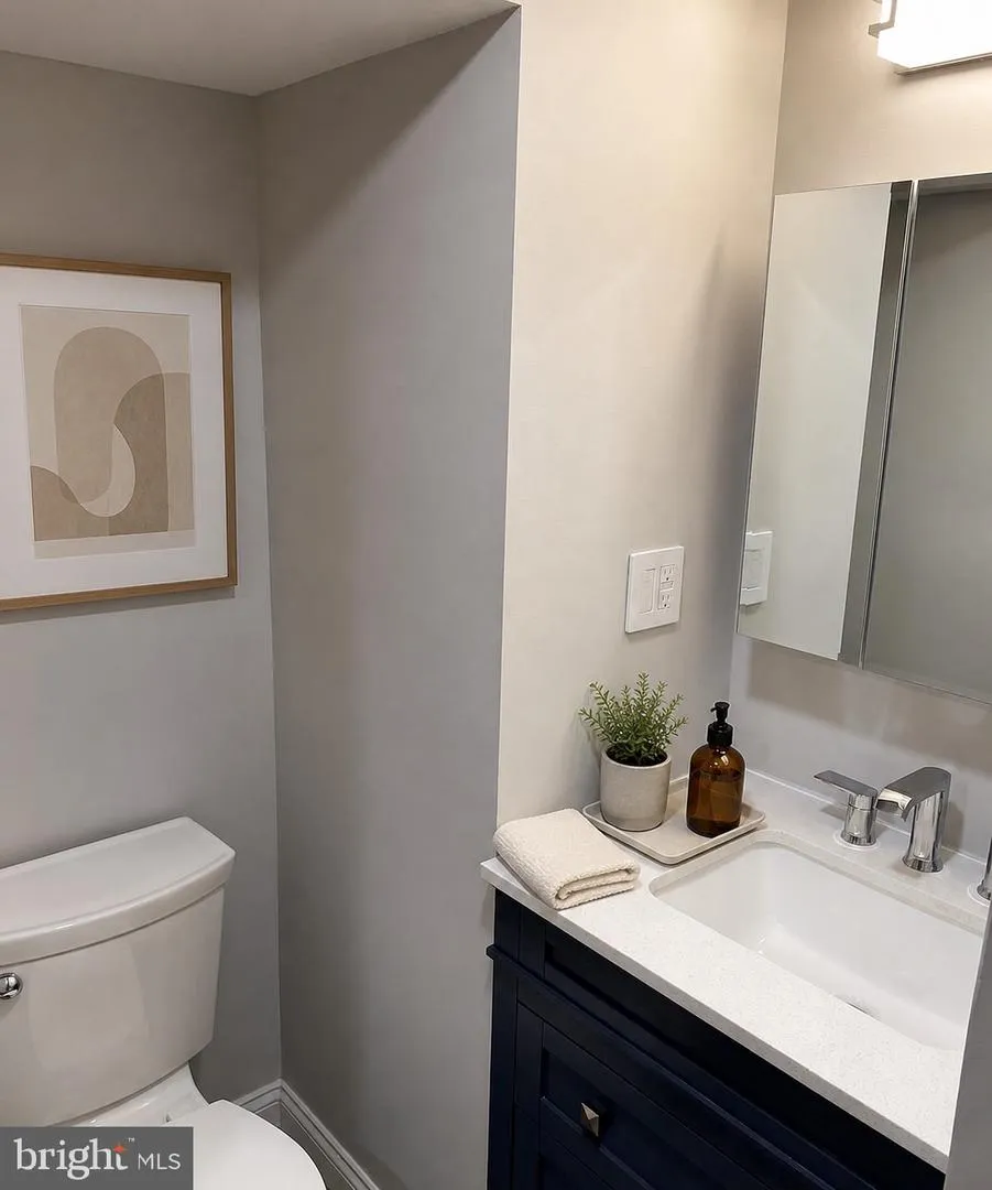 2133 DELANCEY PLACE #1S Philadelphia, PA 19103
