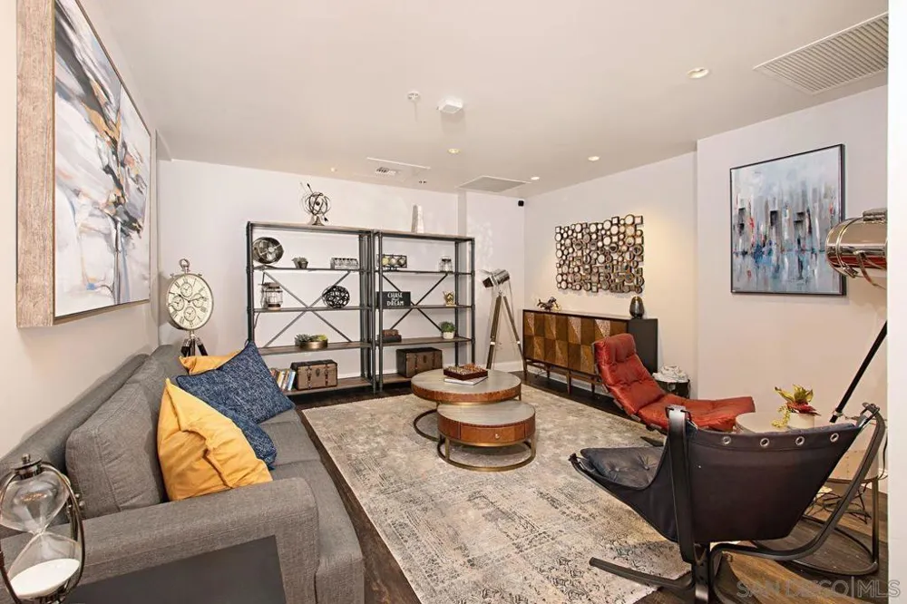 1150 J ST #524 San Diego, CA 92101