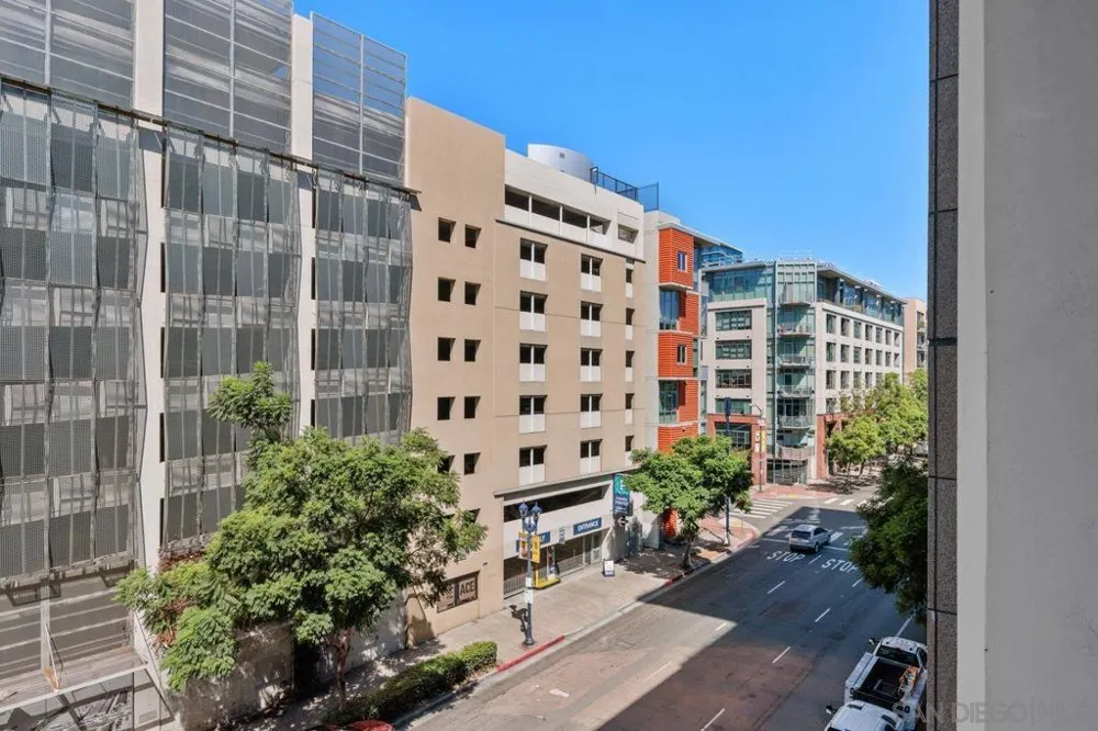 1150 J ST #524 San Diego, CA 92101