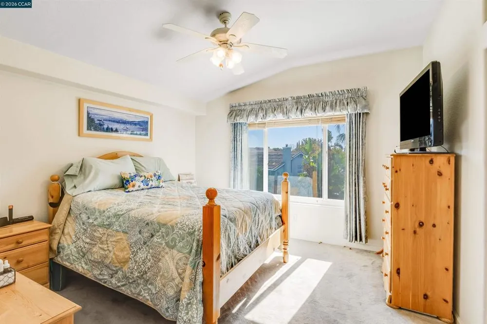2211 Bridle Creek Circle Tracy, CA 95377