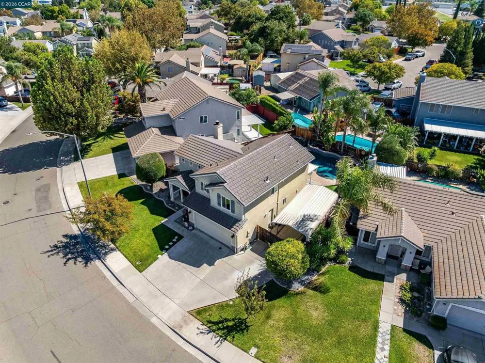 2211 Bridle Creek Circle Tracy, CA 95377