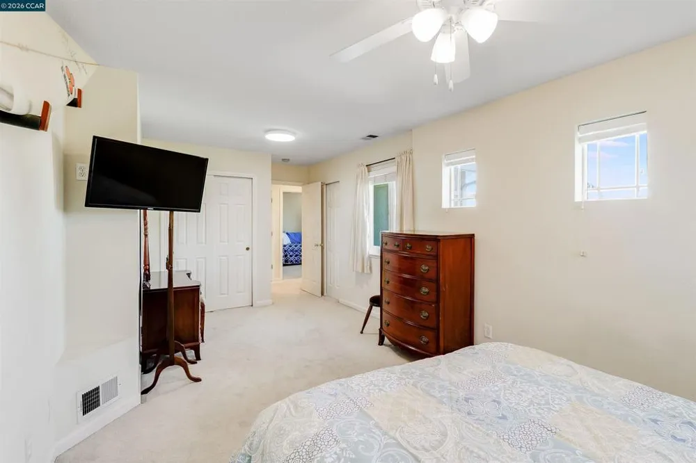 2211 Bridle Creek Circle Tracy, CA 95377