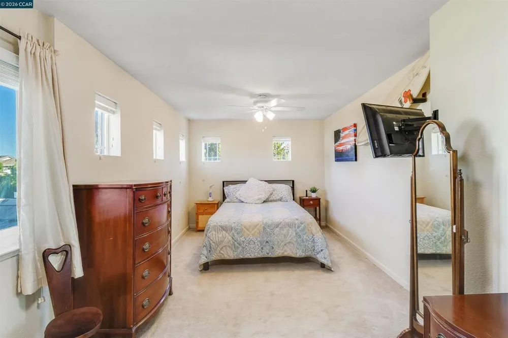 2211 Bridle Creek Circle Tracy, CA 95377