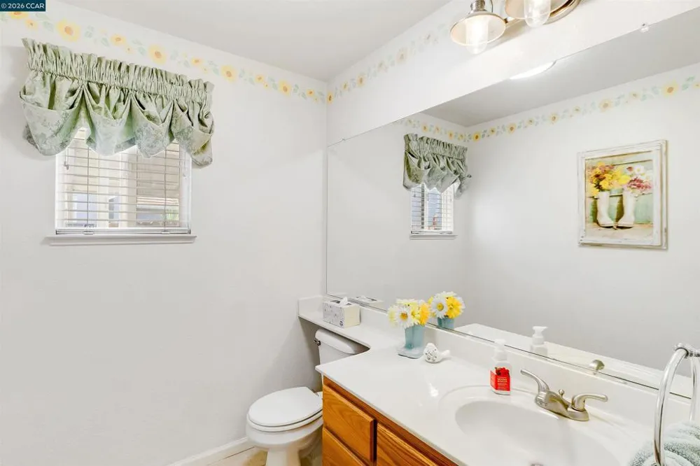 2211 Bridle Creek Circle Tracy, CA 95377