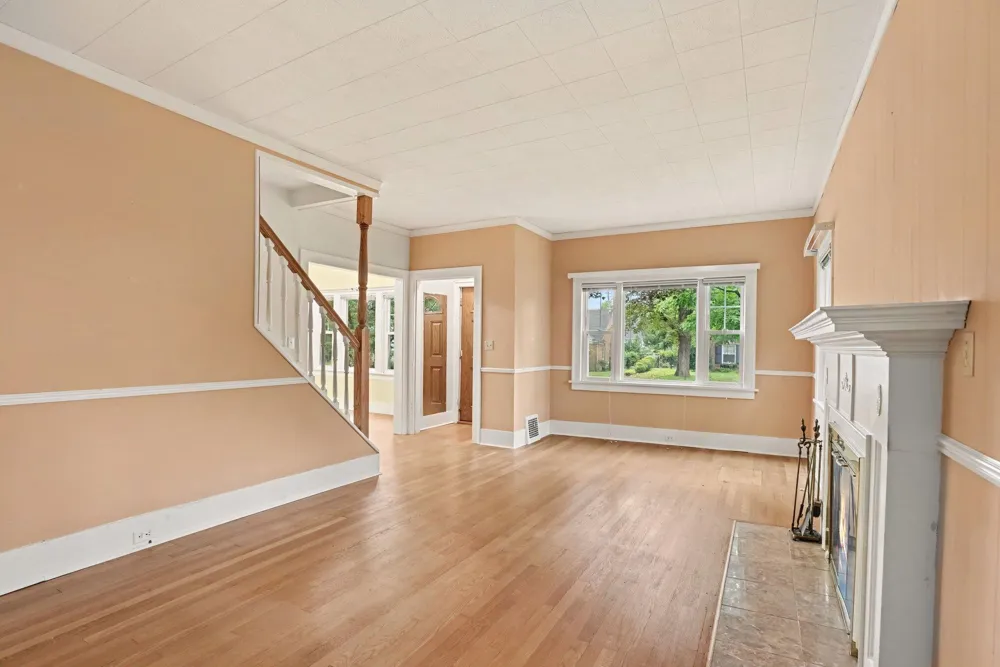 2511 Glenwood Drive Kalamazoo, MI 49008